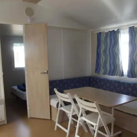 Campsite 3 Etoiles - Piscine - Ccafbgf *