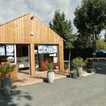 3 Etoiles - Piscine - Ccafbhb Parque de Campismo *