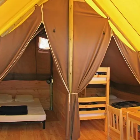 3 Etoiles - Piscine - Ccafbhb