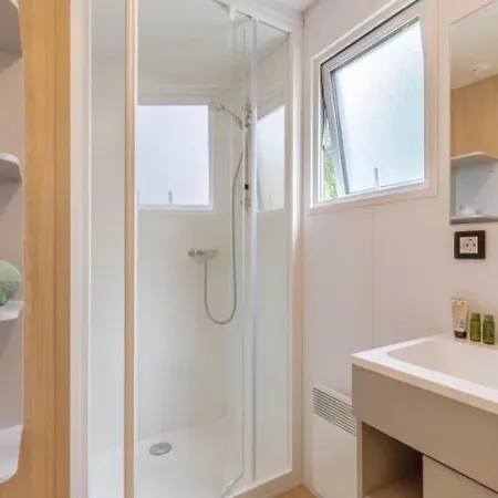 3 Etoiles - Piscine - Ccafbhb *