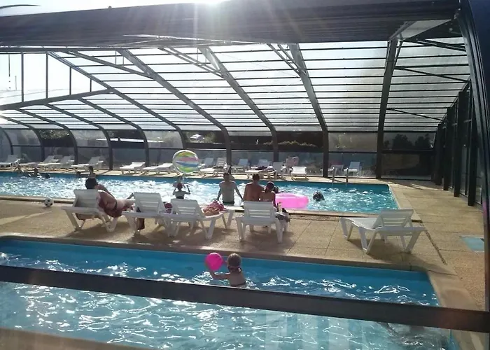 3 étoiles - Piscine - Ccafbhb