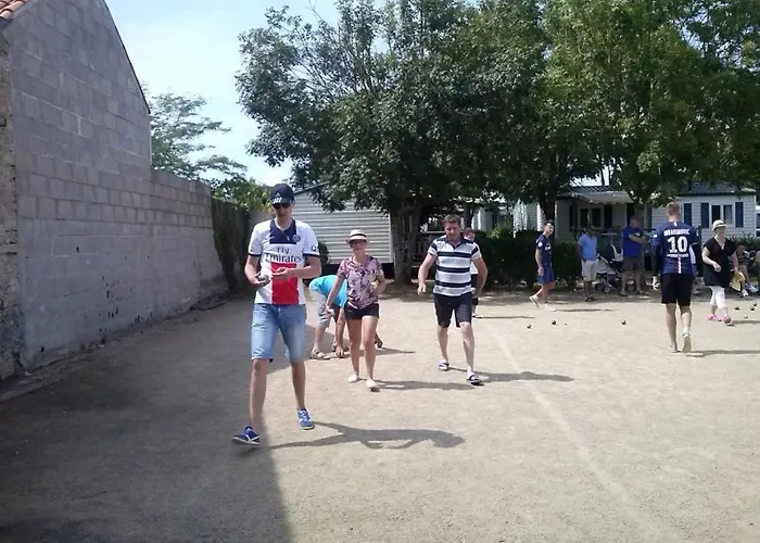 3 étoiles - Piscine - Ccafbhb Camping