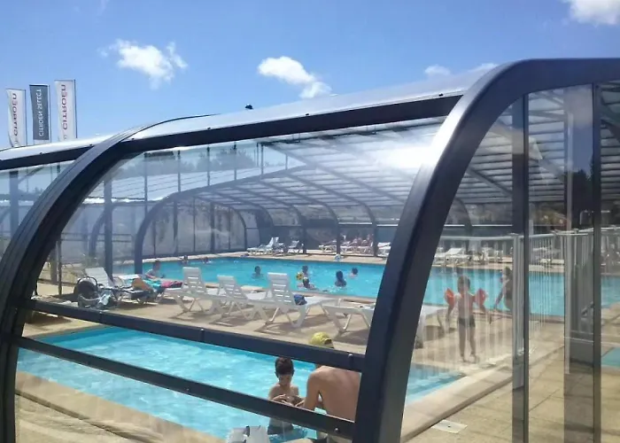 Kemping Zecamping 3 Familial Animaux Acceptes Piscine Couverte Et Chauffee 3*