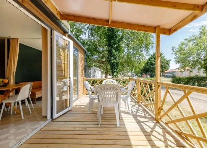 Kemping Zecamping 3 Familial Animaux Acceptes Piscine Couverte Et Chauffee Talmont-Saint-Hilaire