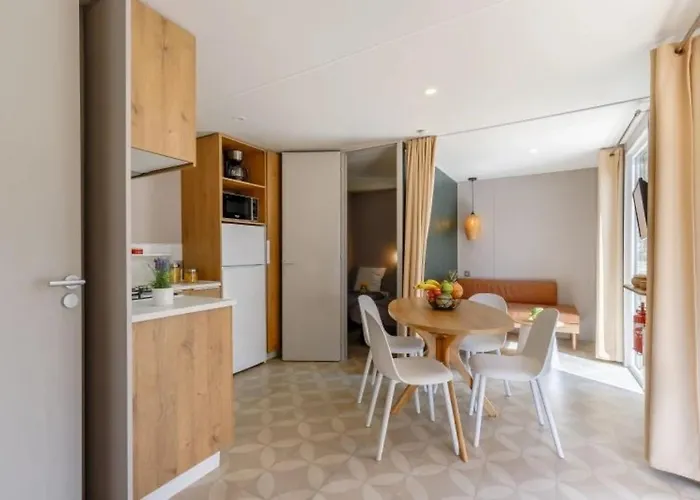 3 étoiles - Piscine - Ccafbhb