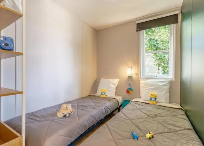 Kemping Zecamping 3 Familial Animaux Acceptes Piscine Couverte Et Chauffee 3*