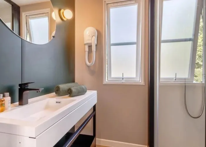 3 étoiles - Piscine - Ccafbhb Camping *